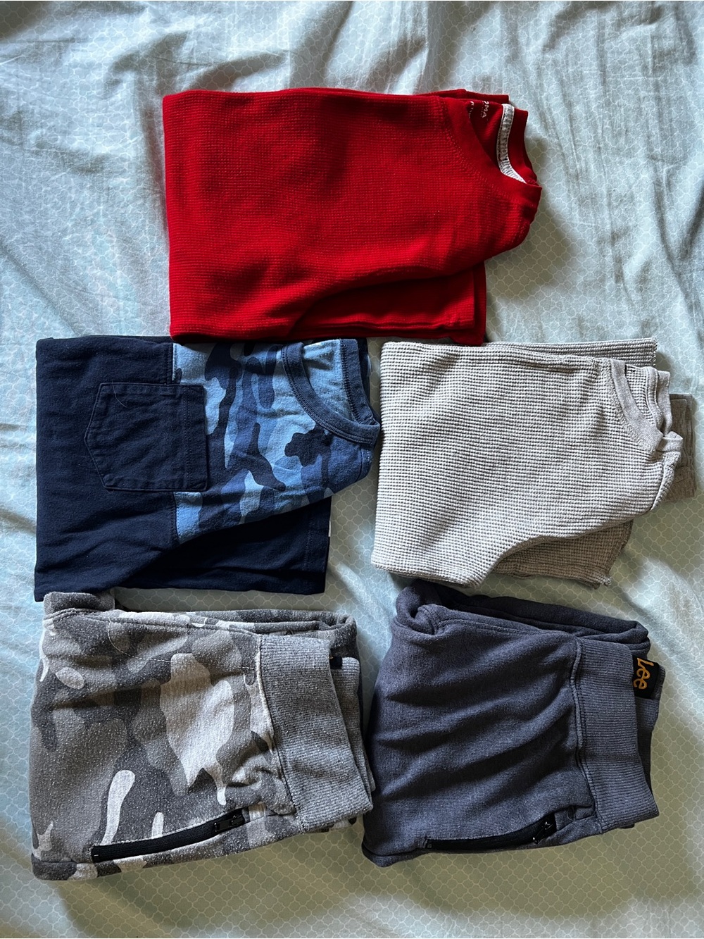 GAP Kids Athletic Navy, Gray & Camouflage thermal Jogger/Bottoms Bundle Medium